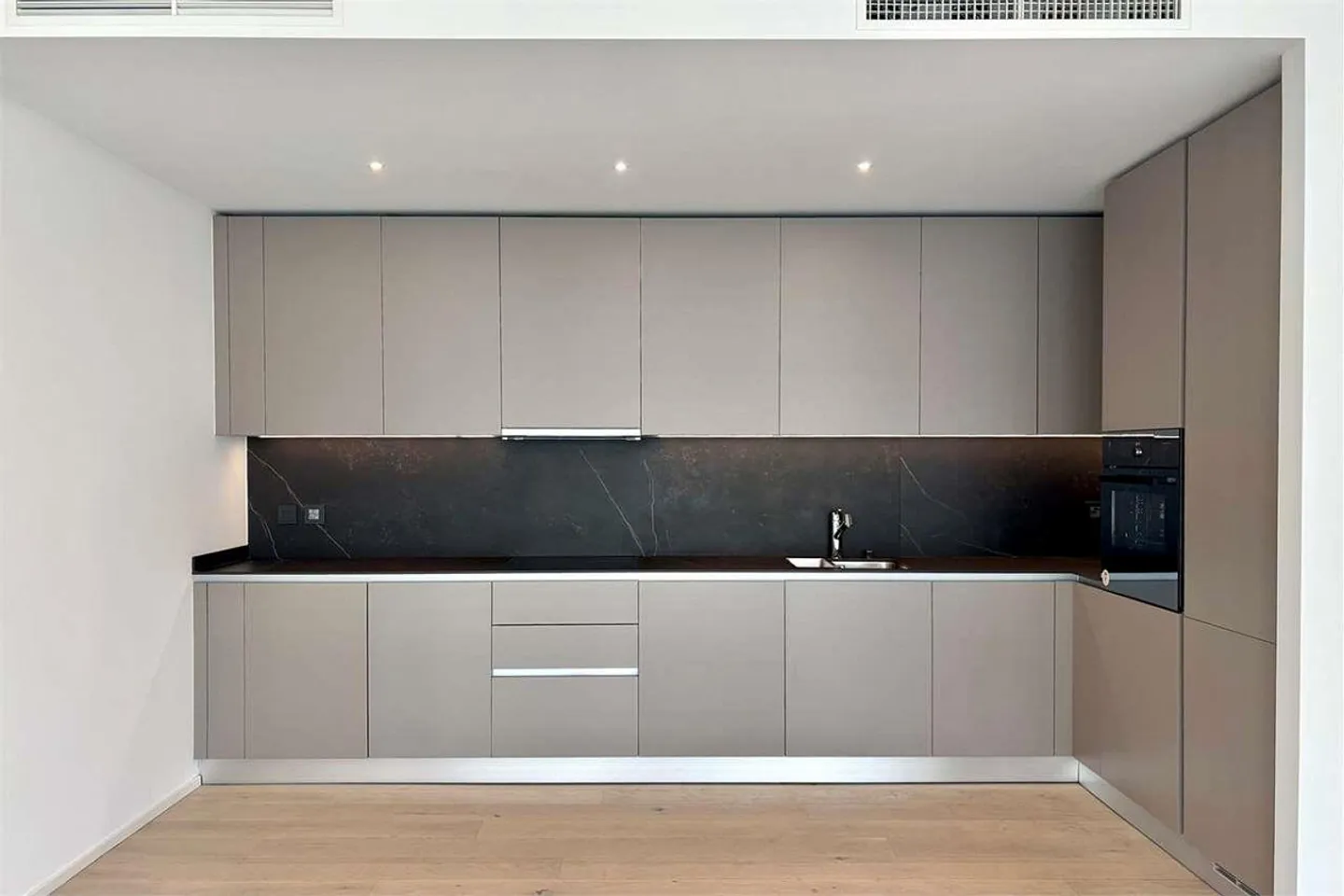 Appartamento moderno vicino al lago - Foto 6 di 13