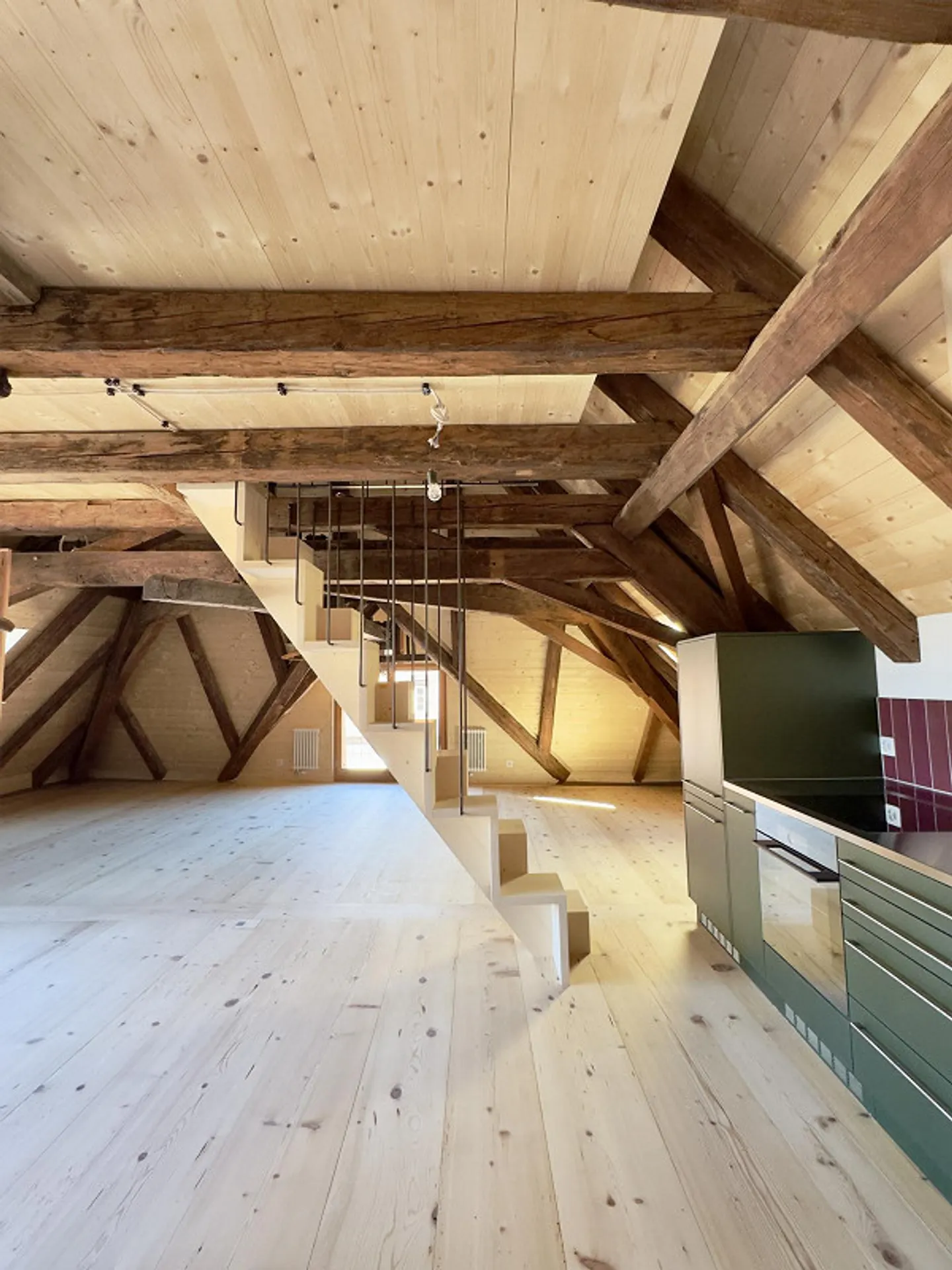 First occupancy attic apartment loft with gallery - Photo 1 of 14