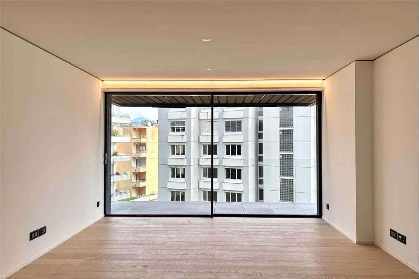 Appartamento moderno vicino al lago - Foto 5 di 13