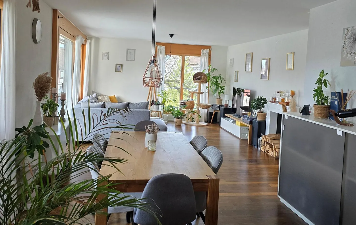 4.5 Room Apartment in the Center - Photo 3 of 13