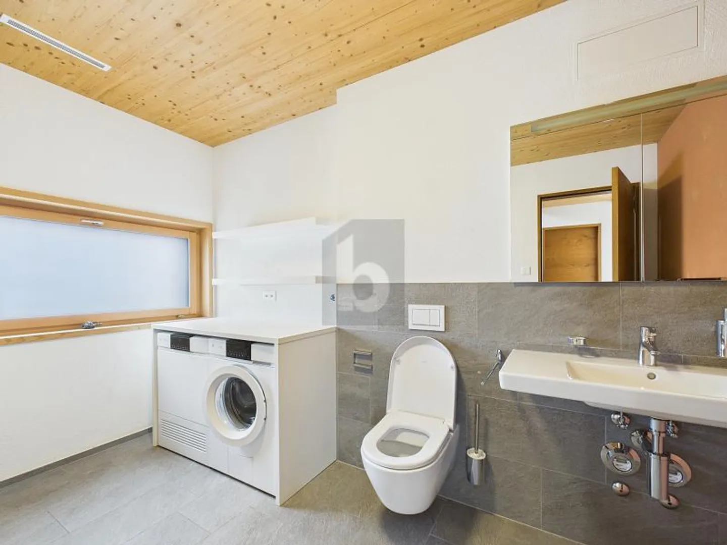 Semi-Detached House 4.5 Rooms - Photo 5 of 6