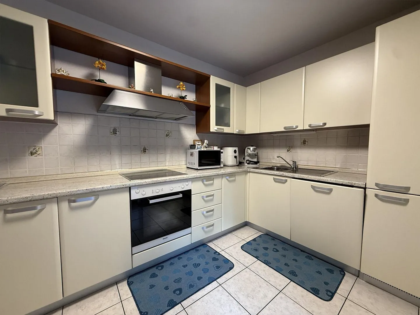 Geräumiges Duplex mit 4.5 Zimmern und Terrasse in Castel San Pietro - Foto 5 von 9