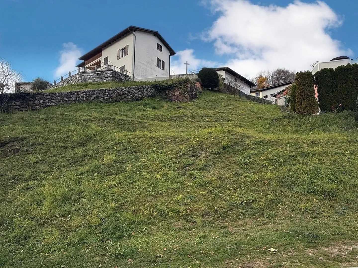 Terreno edificabile con vista - Foto 1 di 5