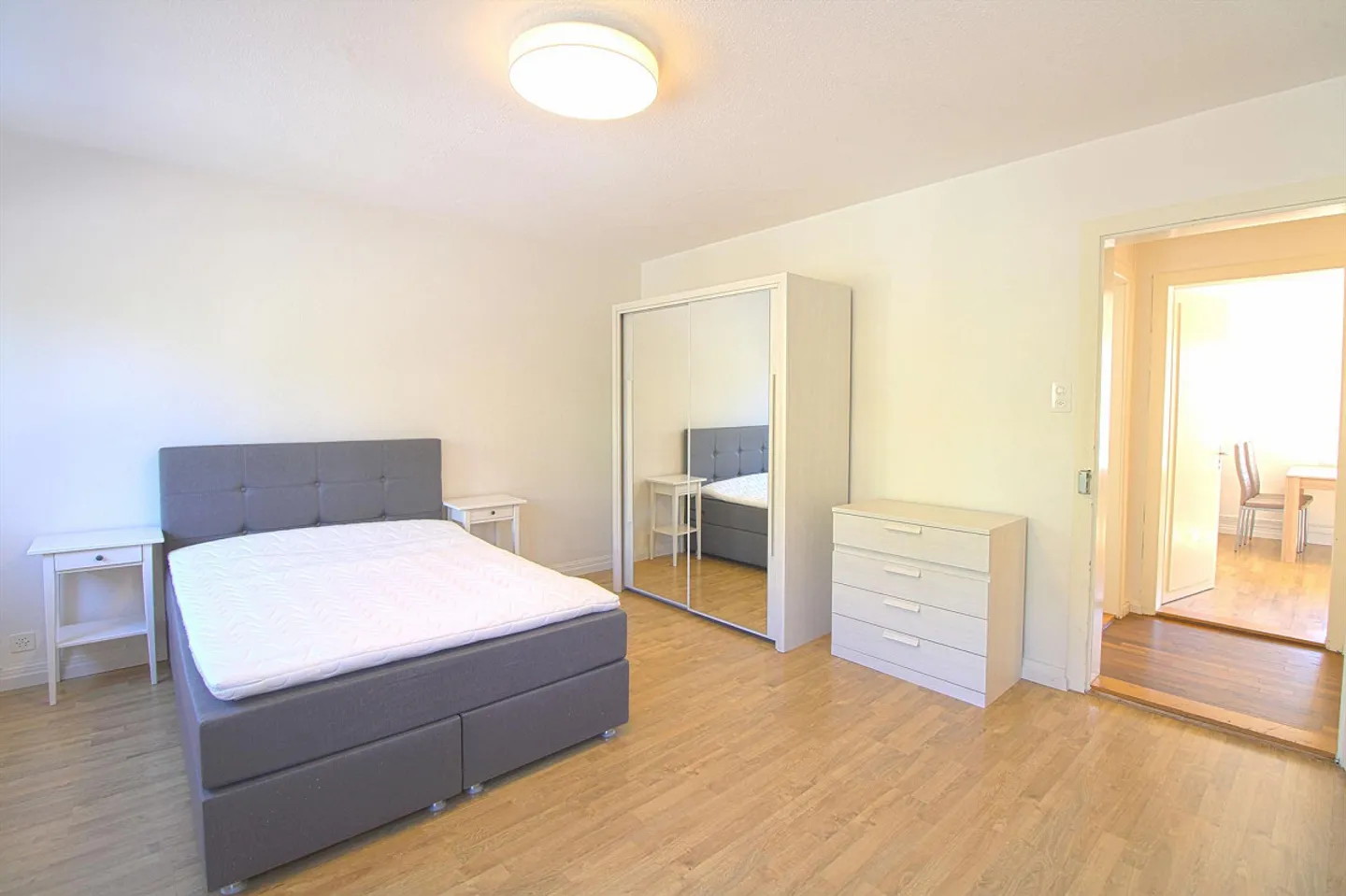 Chambre dans un appartement partagé à Zurich - Photo 3 sur 8
