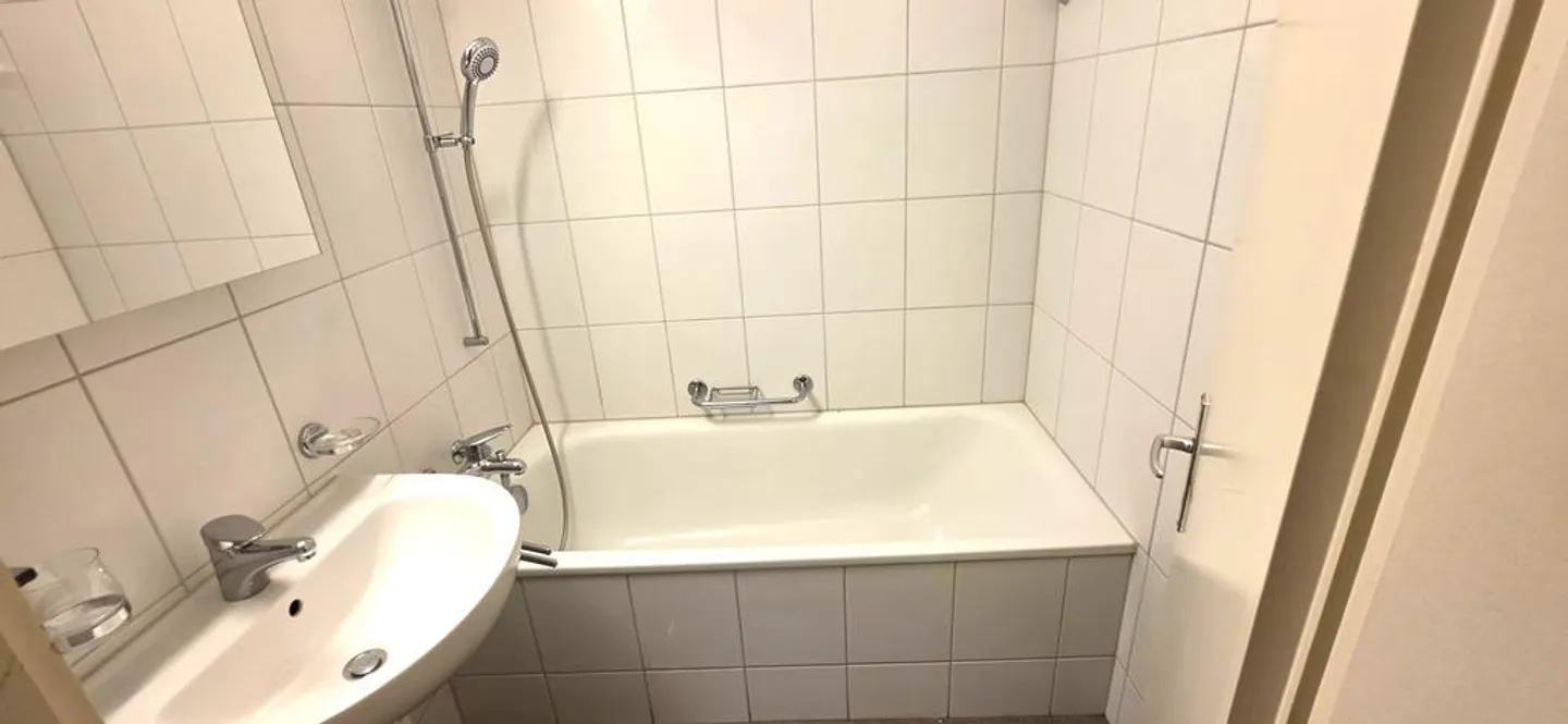 Charmante Wohnung mit zwei Balkonen - Foto 2 von 7