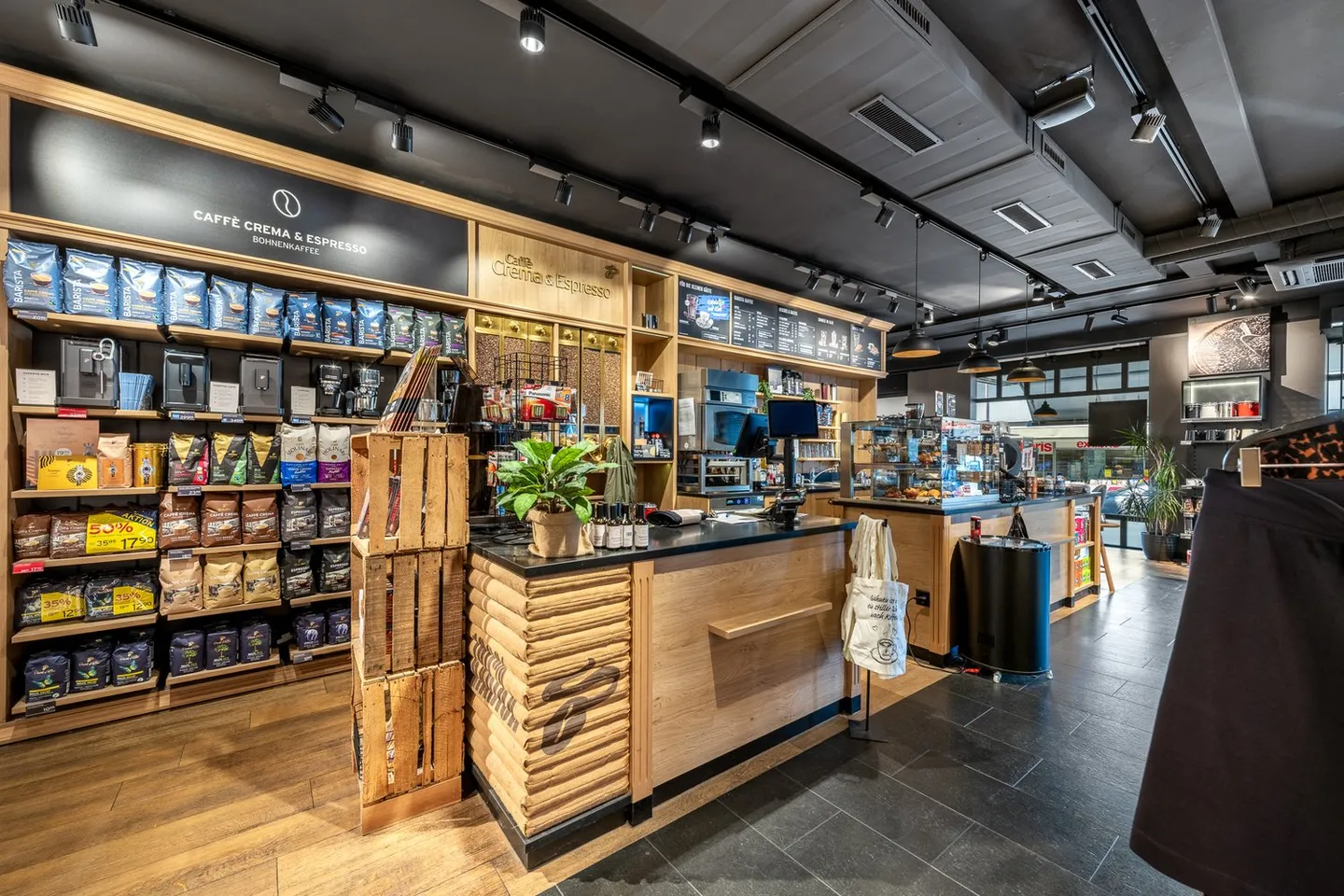 Shop for rent - Photo 5 of 9