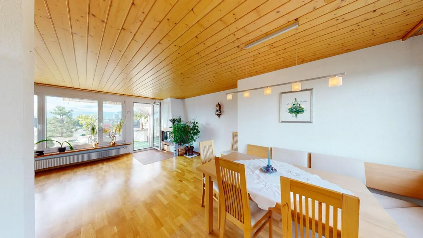 Penthouse apartment with large sun terrace and panoramic view - Photo 4 of 11