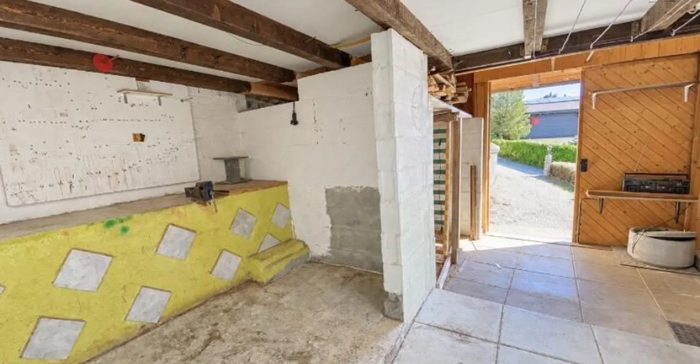 Domicilia.ch offers you this chalet to renovate in a privileged environment - Photo 13 of 13