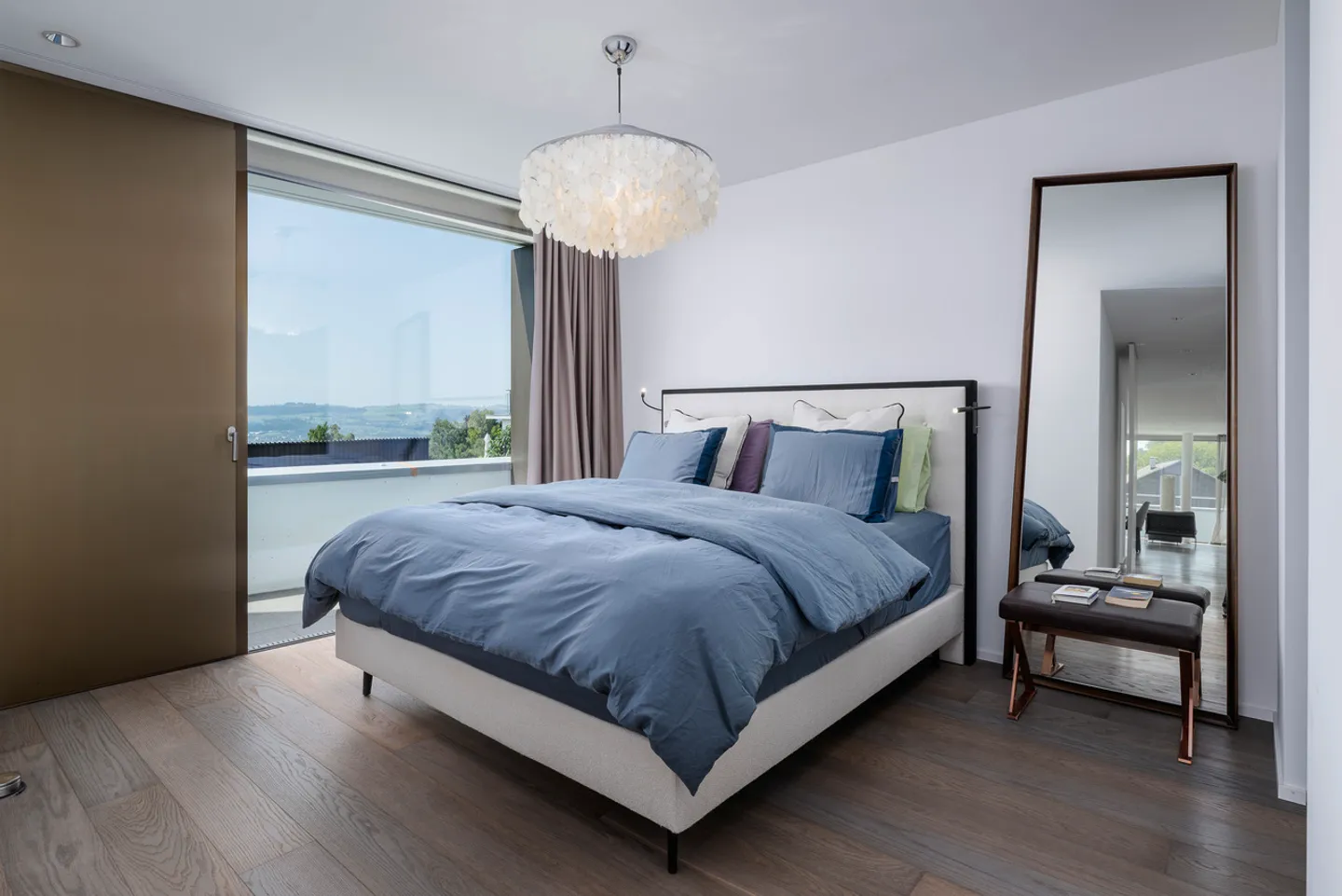 Condominium ultra-moderne au-dessus du lac de Zurich avec vue imprenable - Photo 5 sur 7