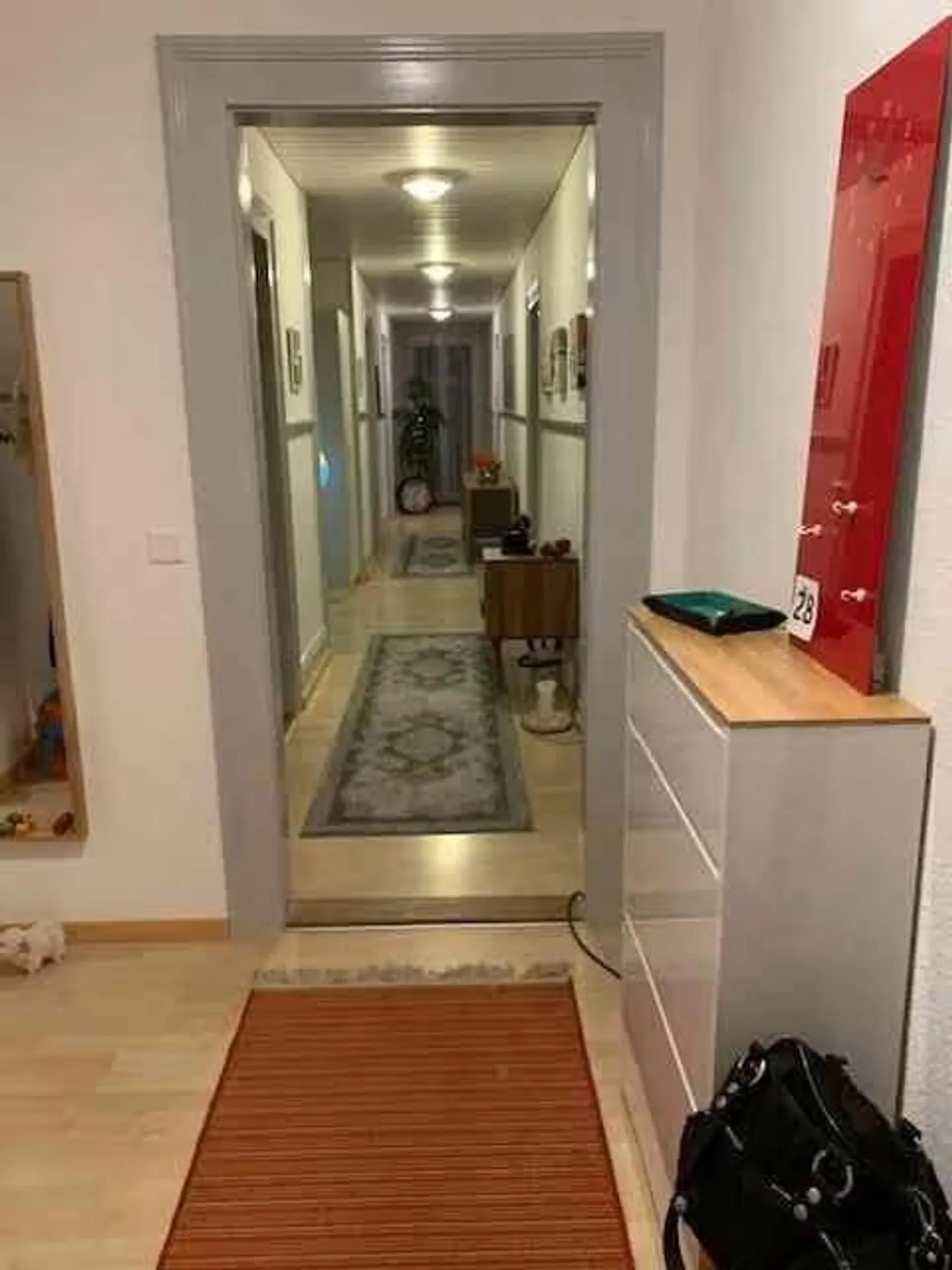 Recherche d'un nouveau locataire dans un appartement de 6,5 pièces - Photo 2 sur 10