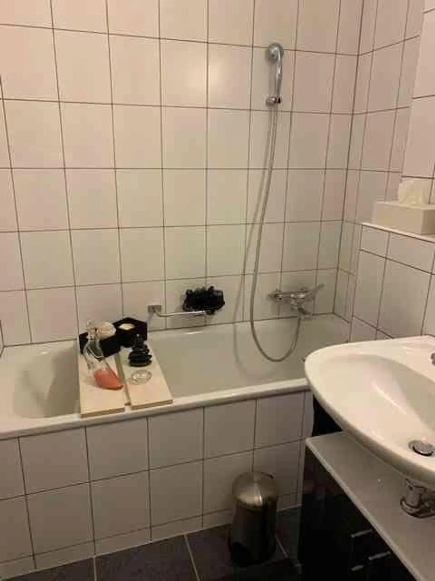 Recherche d'un nouveau locataire dans un appartement de 6,5 pièces - Photo 7 sur 10