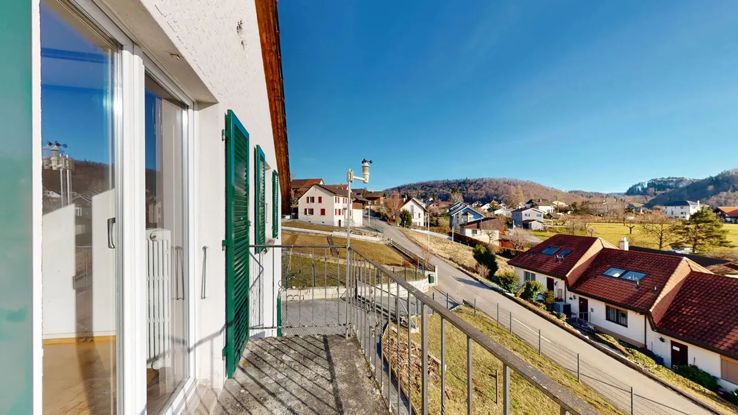 Maison individuelle de 5 pièces à rénover avec beaucoup d'espace extérieur - Photo 18 sur 19