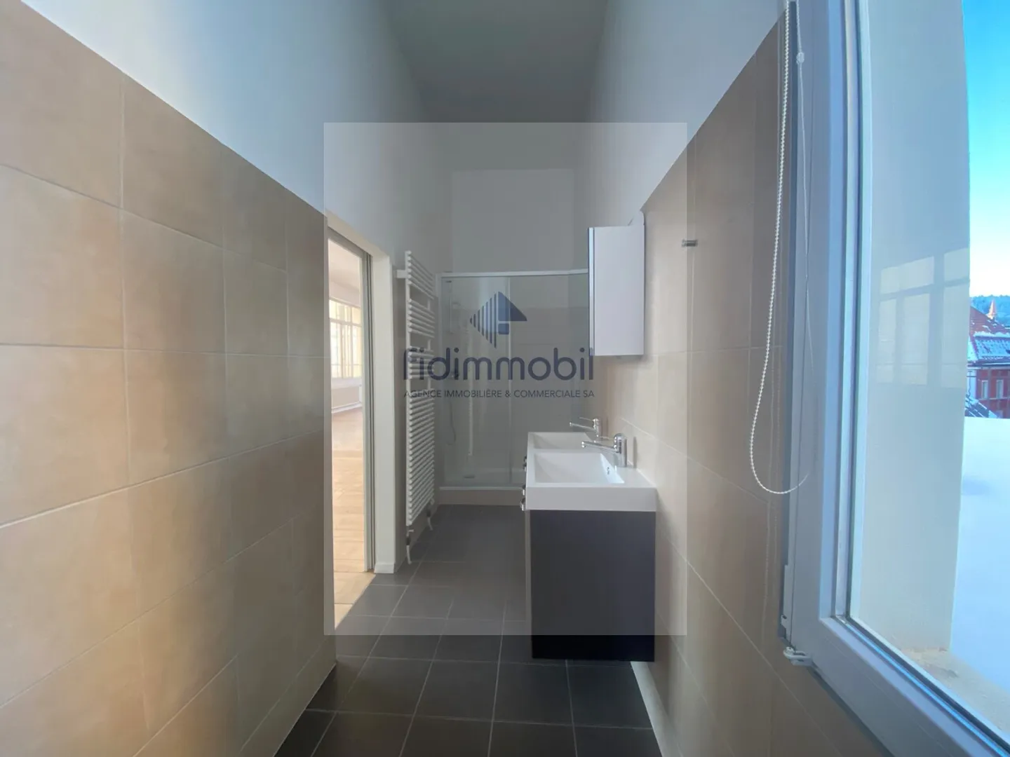 Loft luminoso e contemporaneo nel cuore di La Chaux-de-Fonds - Foto 8 di 11