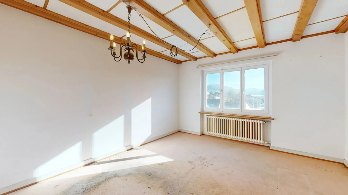 Maison individuelle de 5 pièces à rénover avec beaucoup d'espace extérieur - Photo 12 sur 19