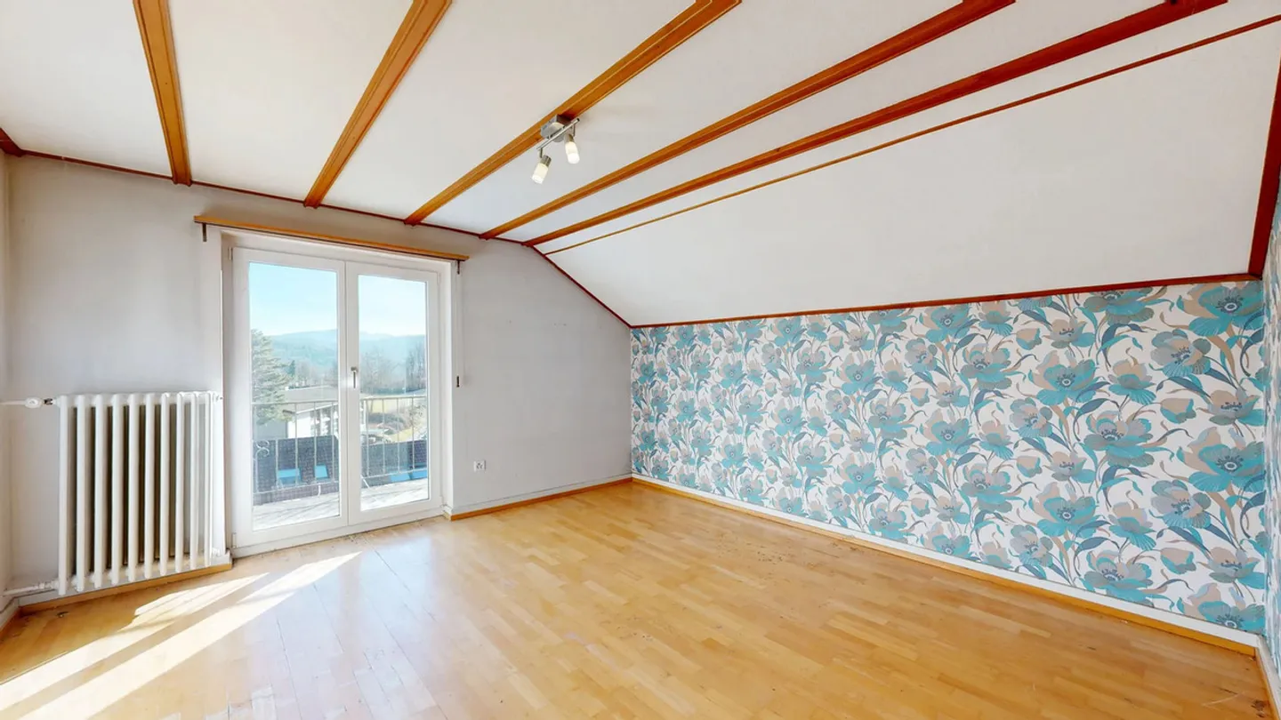 Maison individuelle de 5 pièces à rénover avec beaucoup d'espace extérieur - Photo 13 sur 19