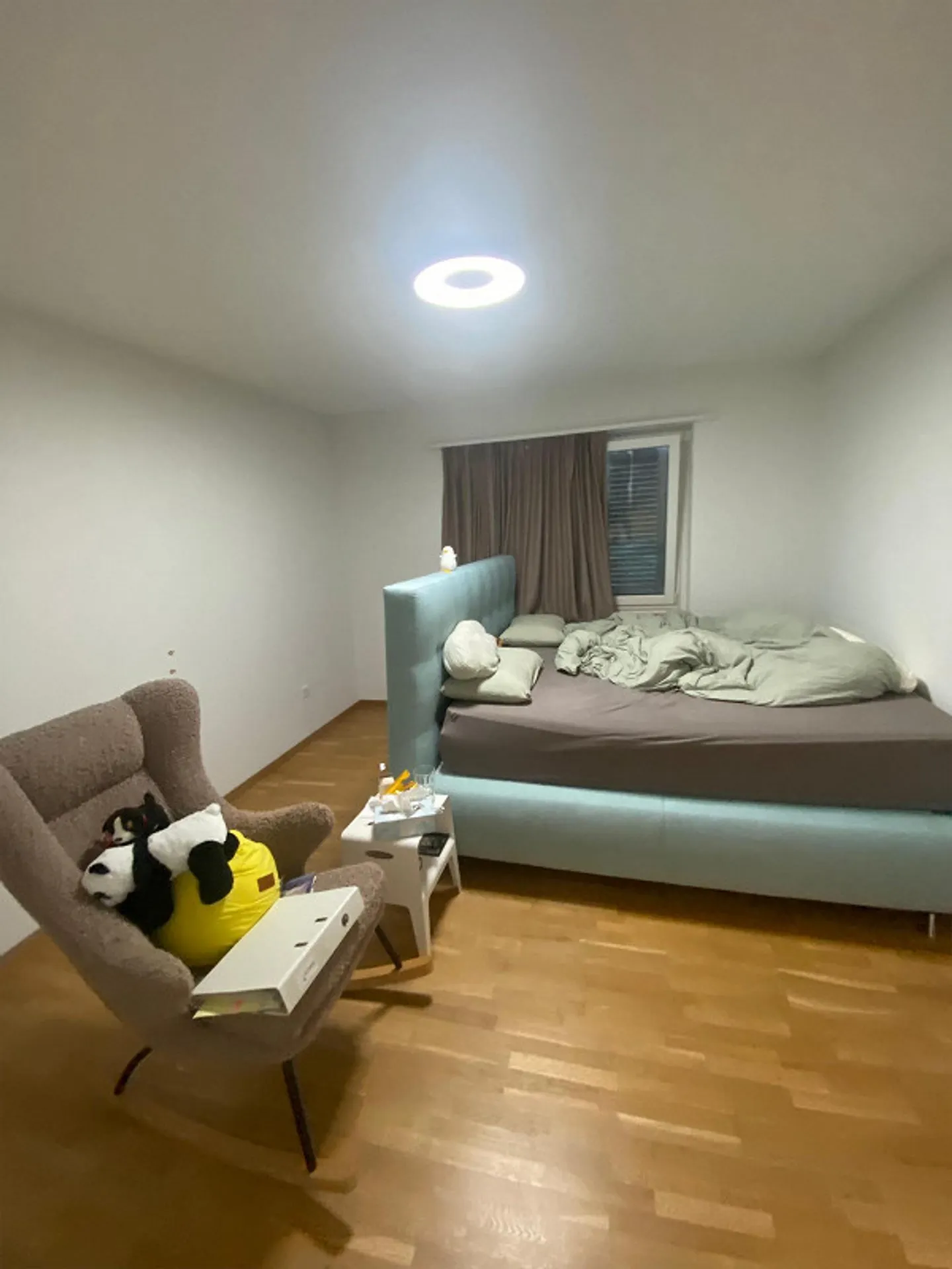 Sous-location d'une chambre non meublée dans un spacieux appartement de 4,5 pièces à Kilchberg (ZH) - Photo 4 sur 10