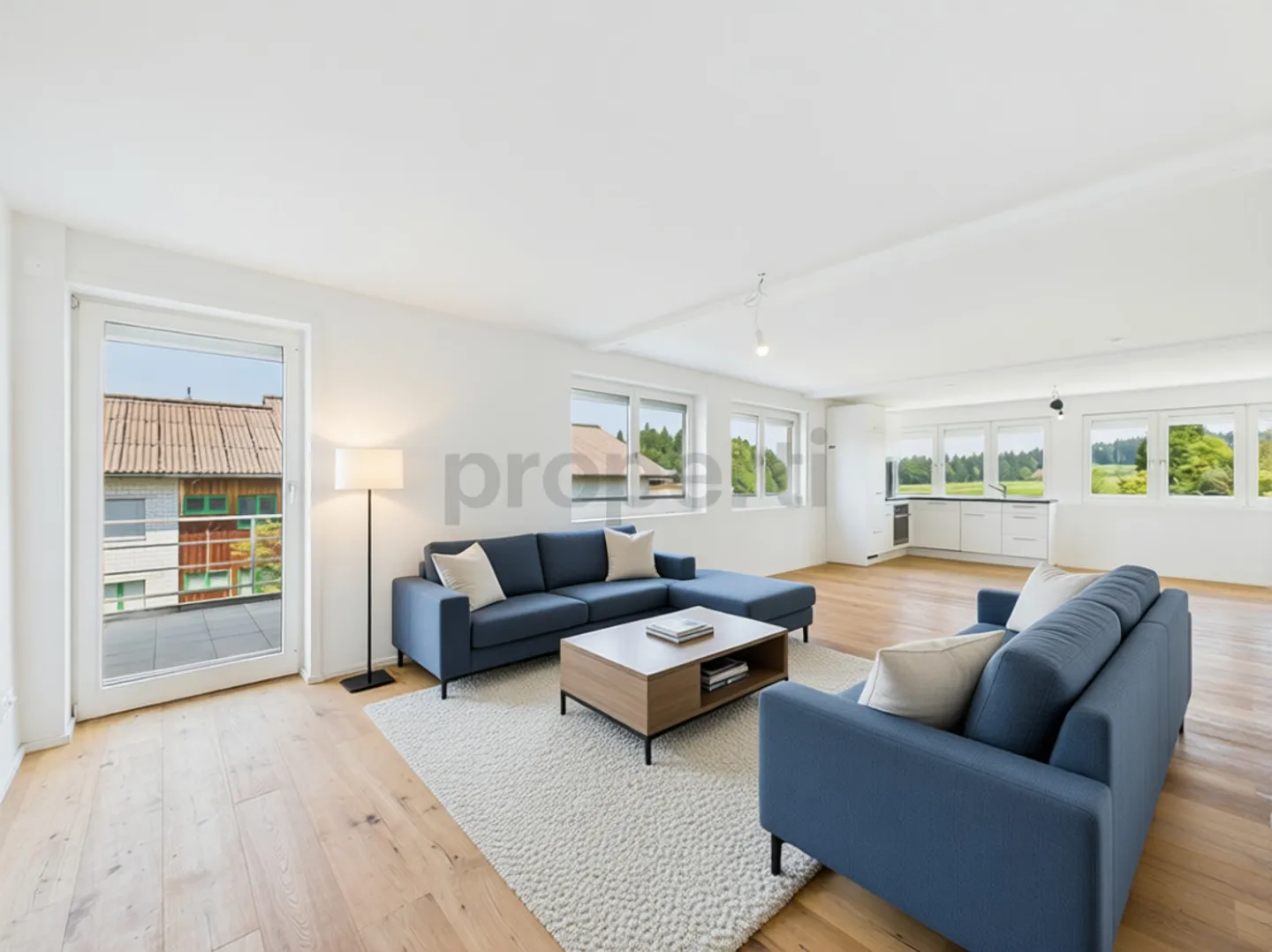 Appartement spacieux de 2,5 pièces avec une magnifique terrasse sur le toit à Aff... - Photo 1 sur 12