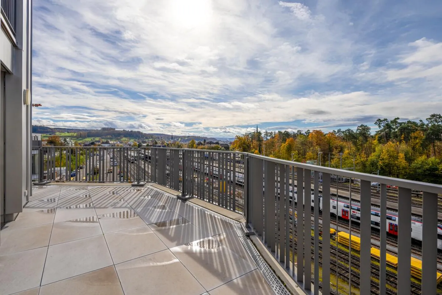 Spacious New Apartment in a Central Location in Bülach - Photo 5 of 6