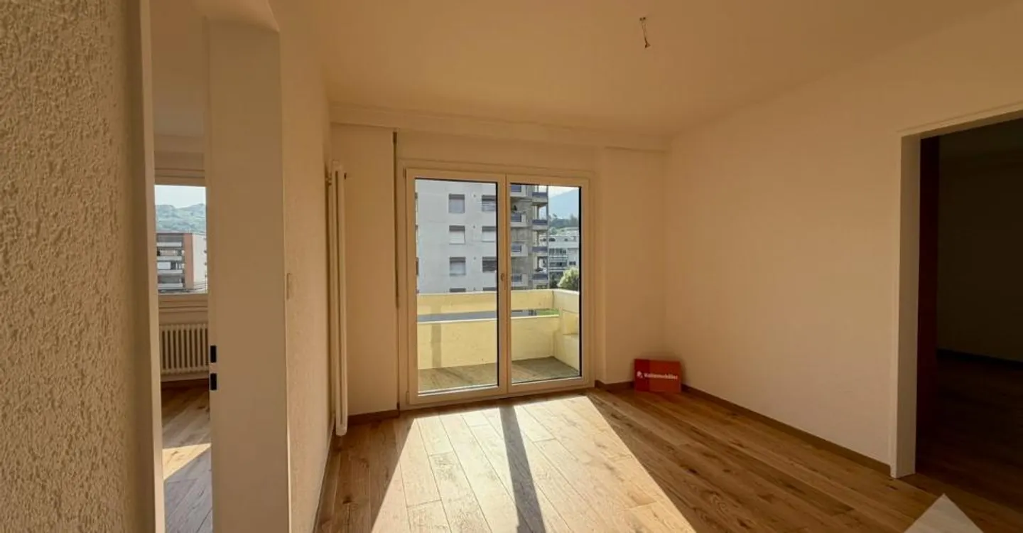 Beautiful 4.5-room apartment located near amenities - Photo 9 of 12