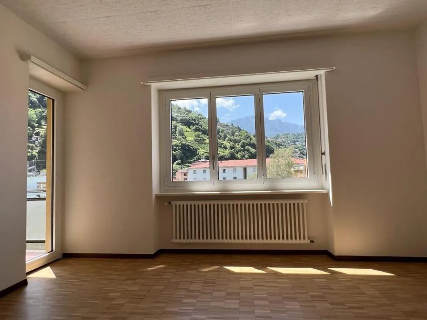 4.5 Rooms in Bellinzona | Suitable for Families - Photo 4 of 7