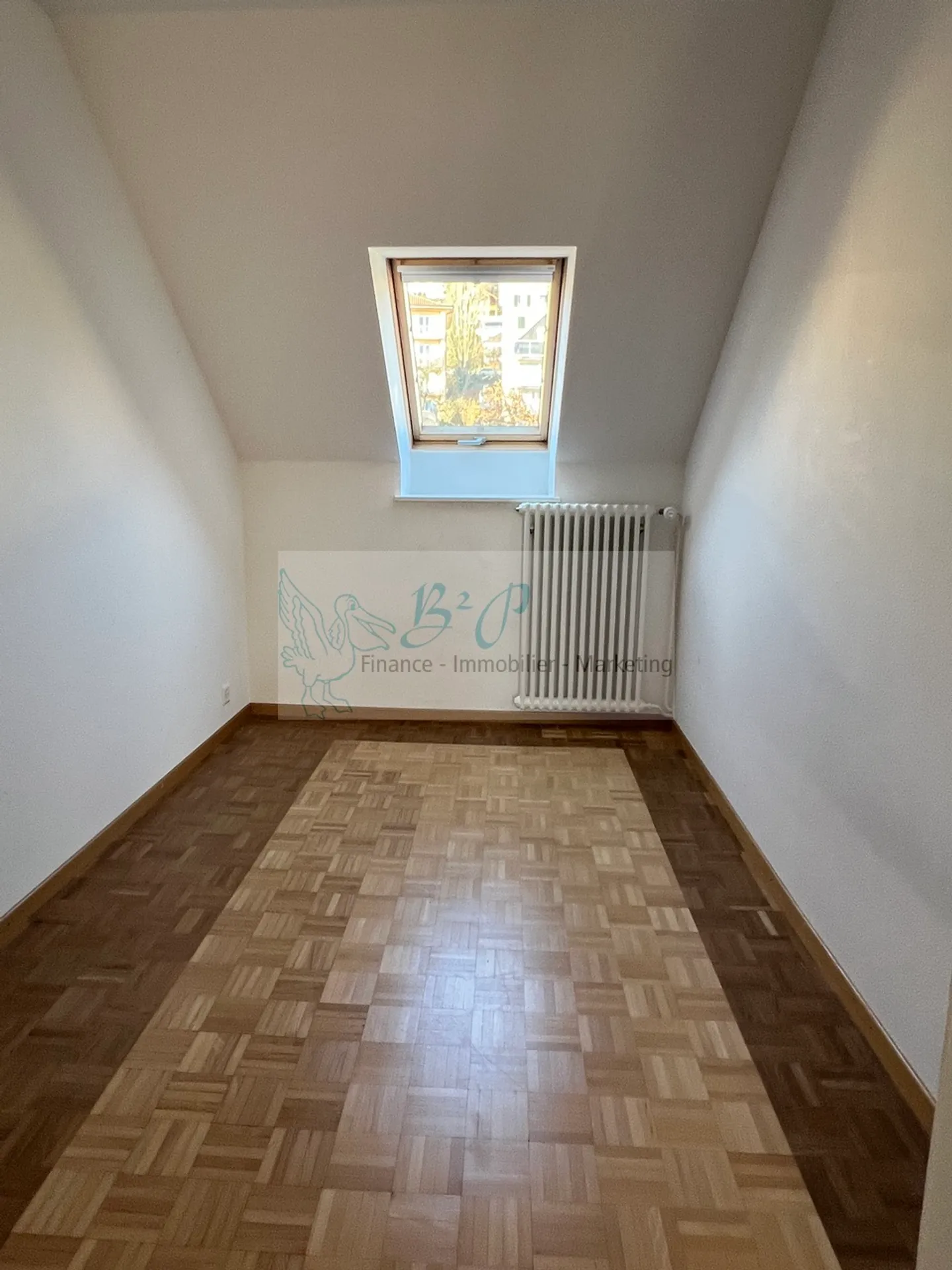 Appartement rénové de 3 pièces avec vue sur le lac - Photo 5 sur 7