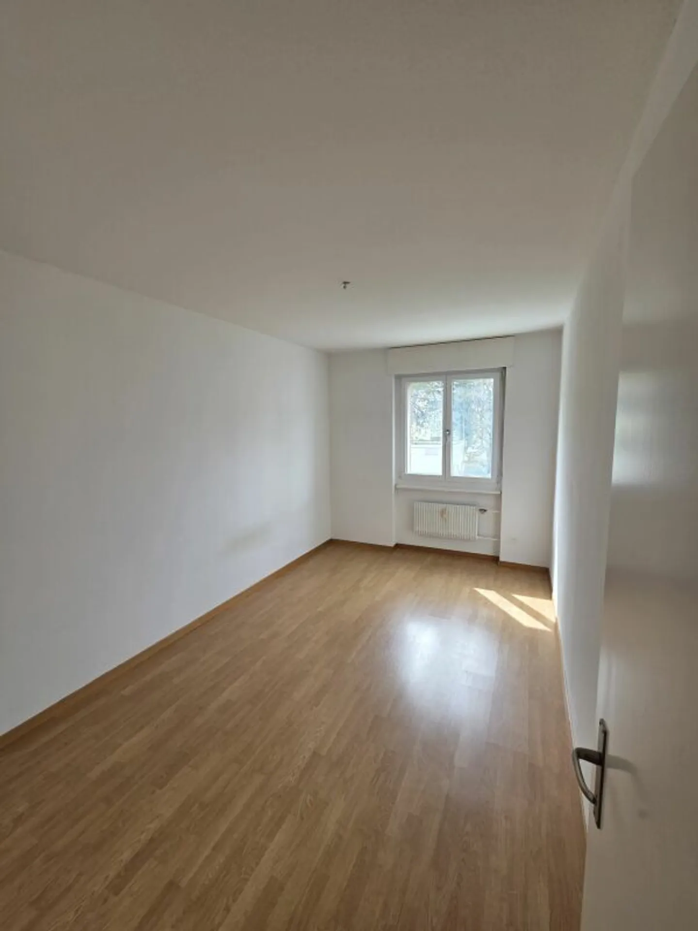 Ampio appartamento 4.5 locali - Foto 9 di 12