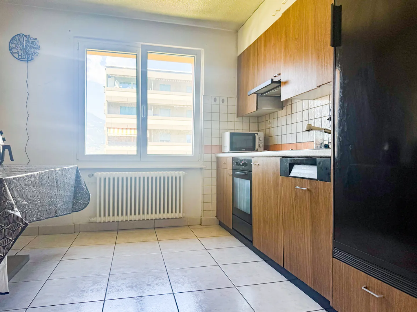 Charming Penthouse in Monthey - Photo 4 of 18