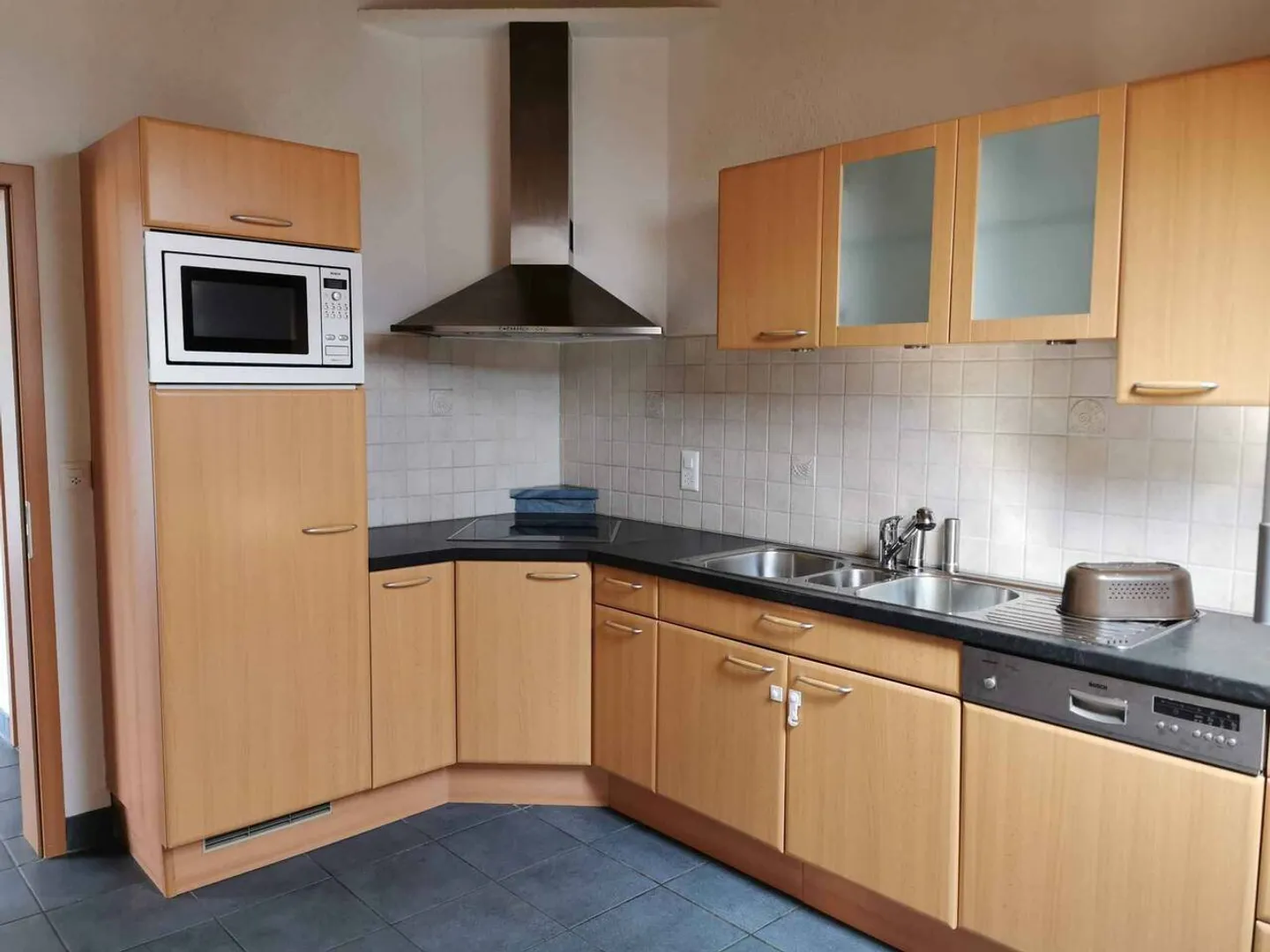 Apartment for rent - Photo 1 of 5