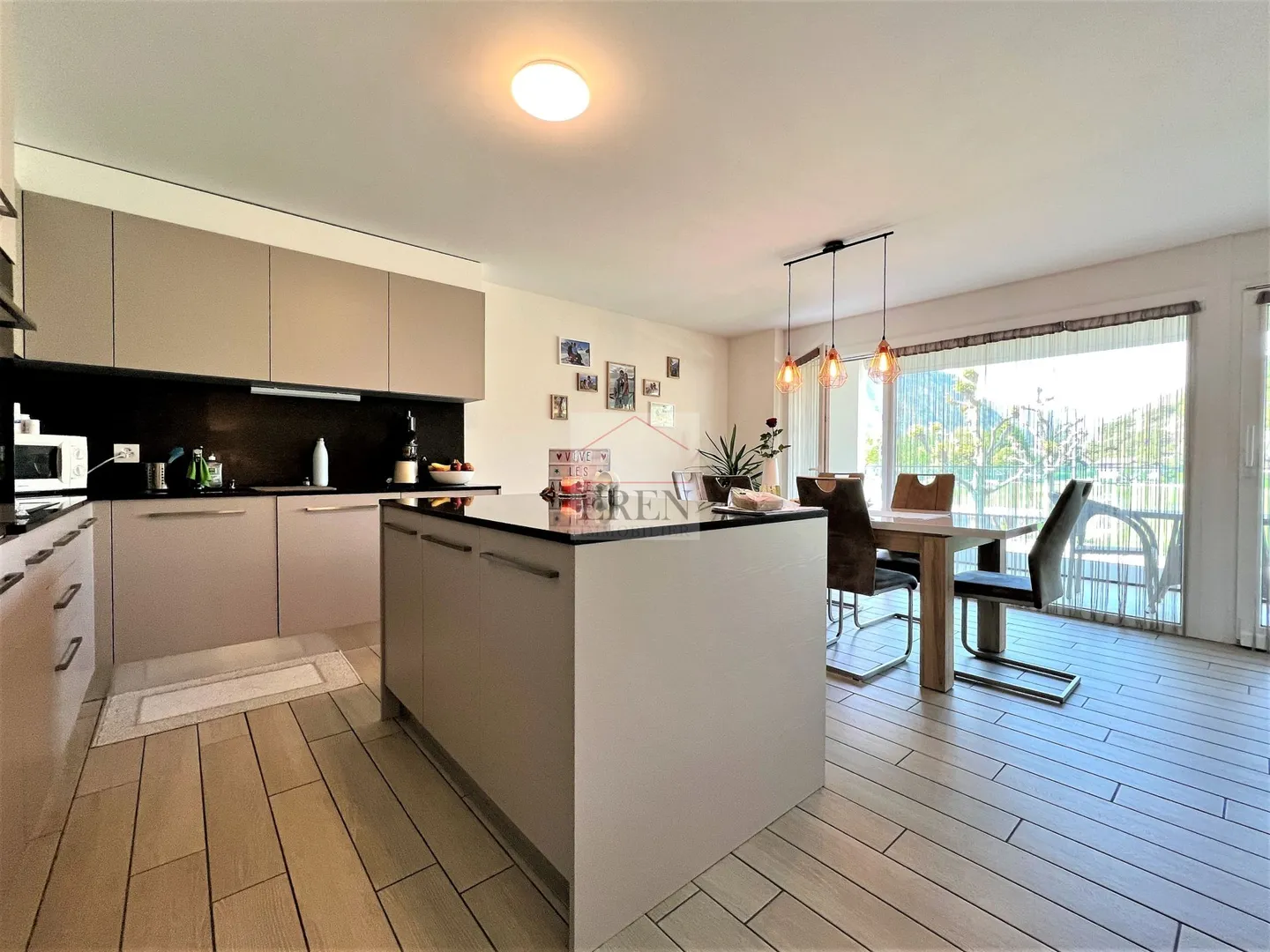 Neuwertige 3,5-Zimmer-Wohnung mit freiem Blick nach Westen - Foto 3 von 17