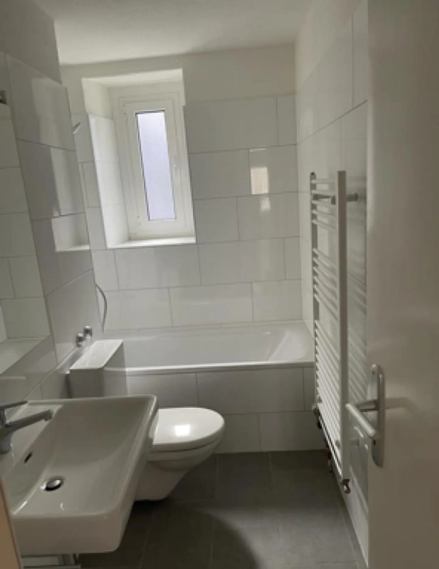 2-room apartment in a central location - Photo 3 of 5