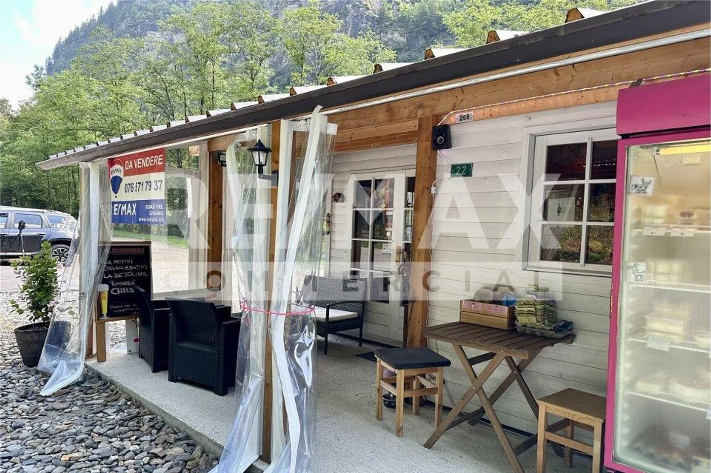 Commercial space for sale in the beautiful Val Calanca - Photo 4 of 13