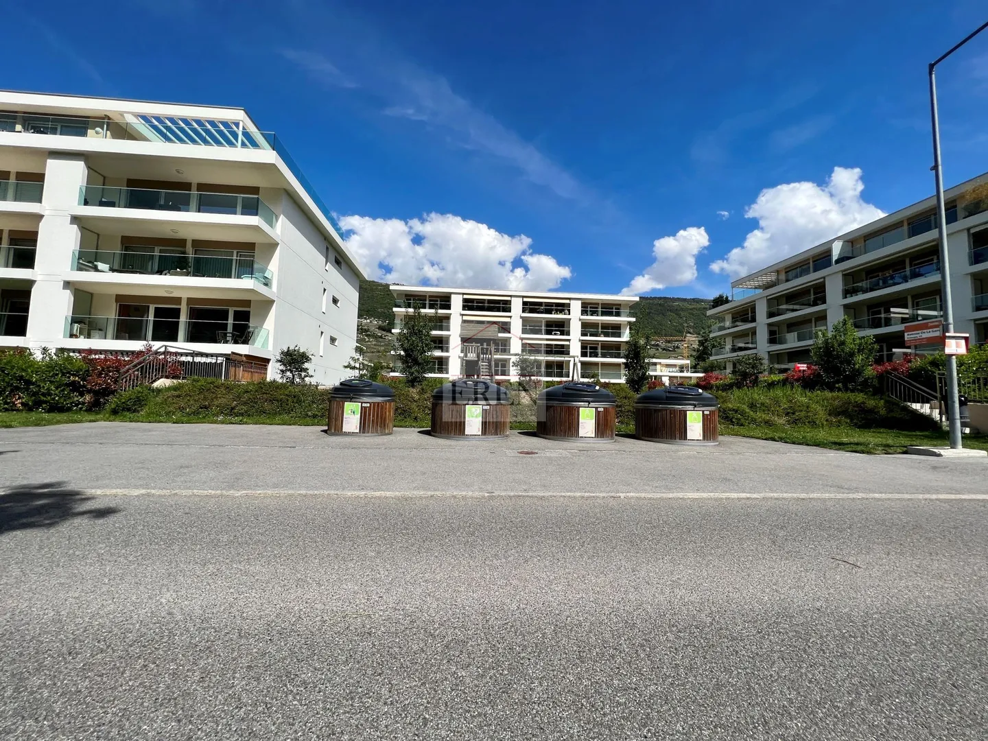 Neuwertige 3,5-Zimmer-Wohnung mit freiem Blick nach Westen - Foto 16 von 17