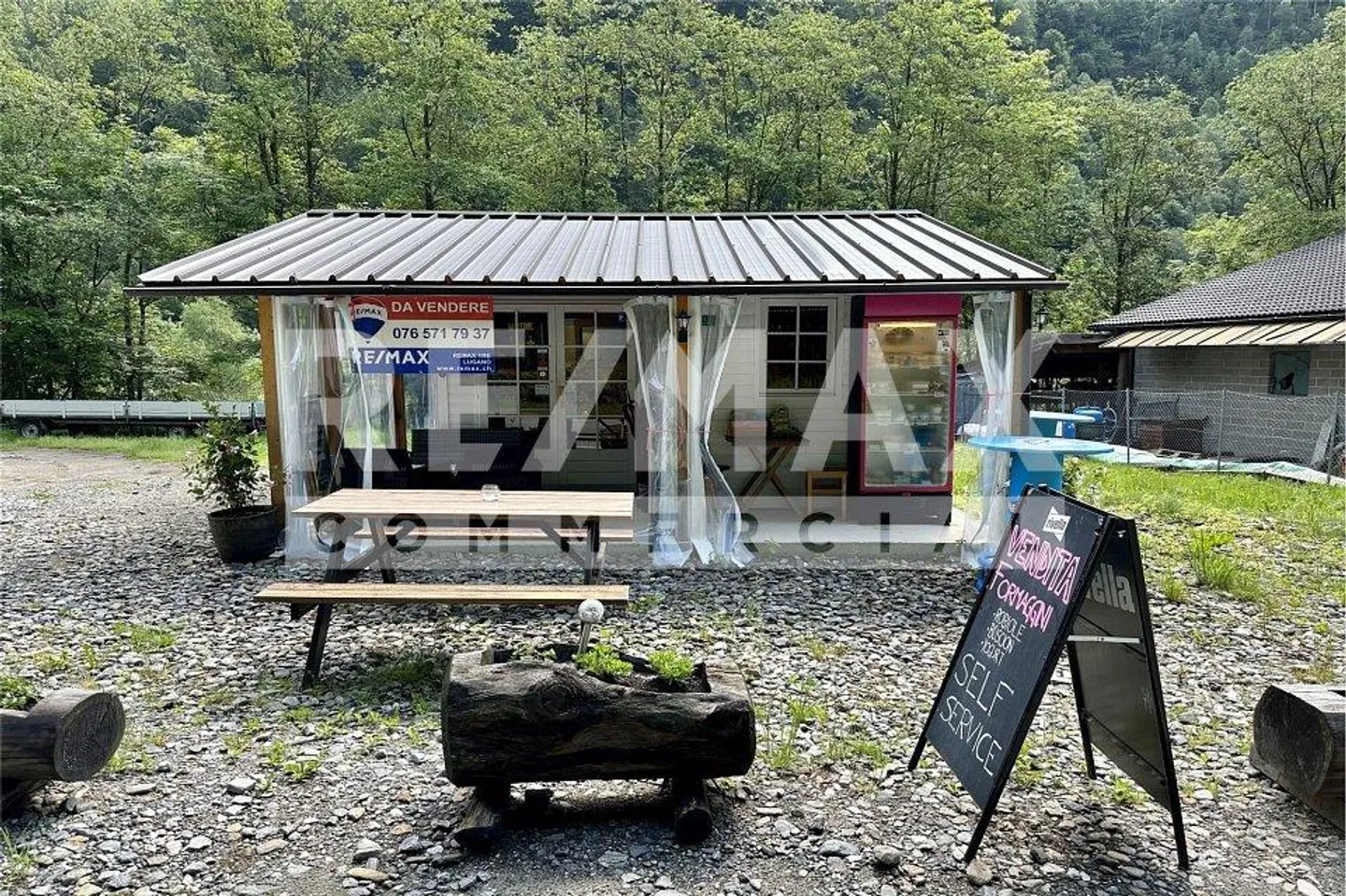 Commercial space for sale in the beautiful Val Calanca - Photo 12 of 13