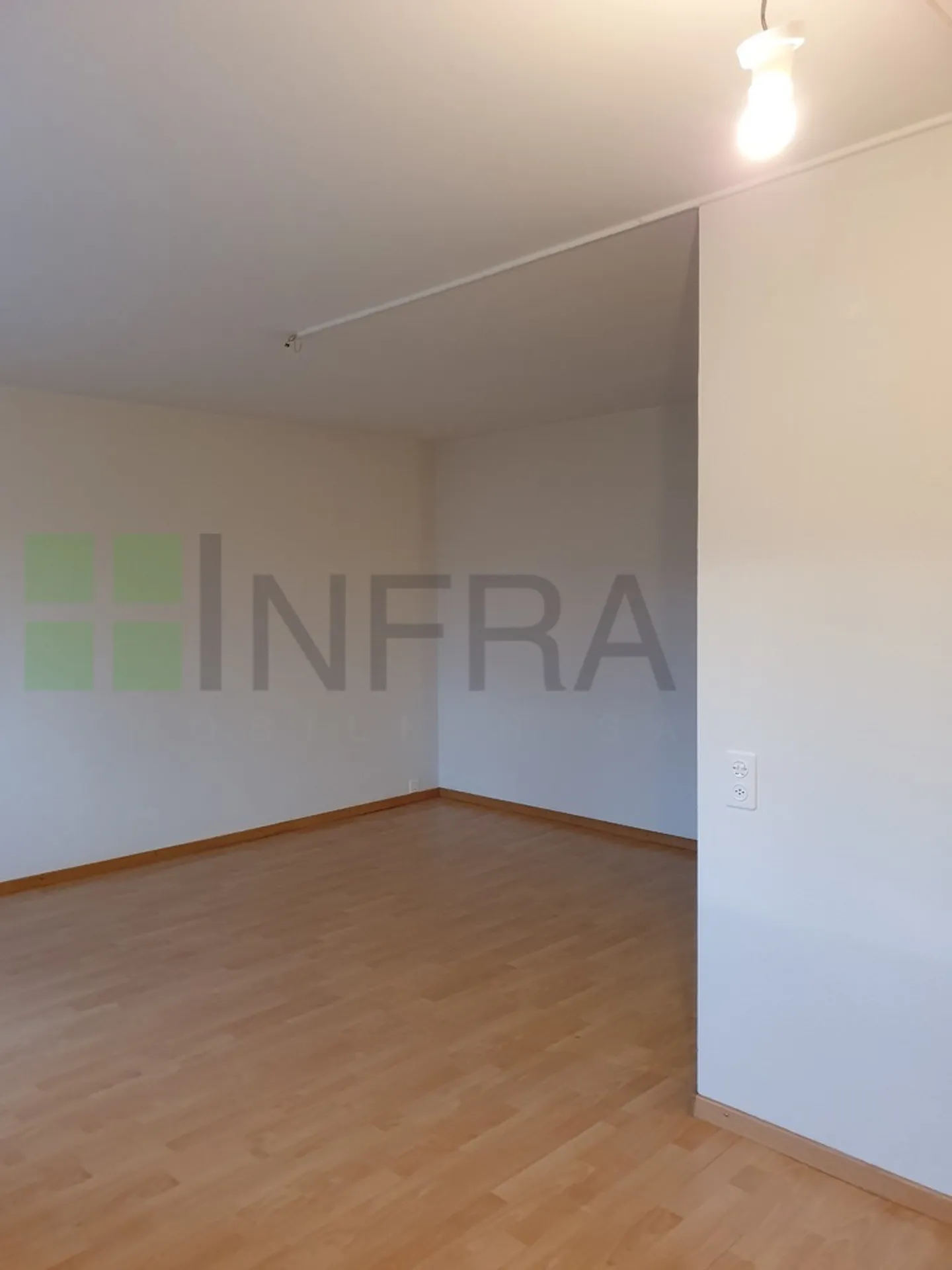 3.5-room apartment on the 1st floor - Photo 3 of 5