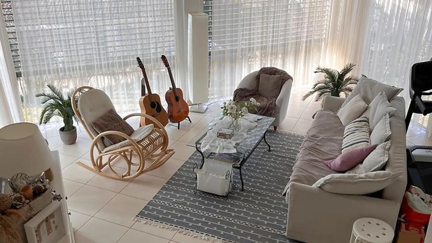 APPARTEMENT 5½ PIÈCES À HIRSCHTHAL (AG), MEUBLÉ - Photo 1 sur 6