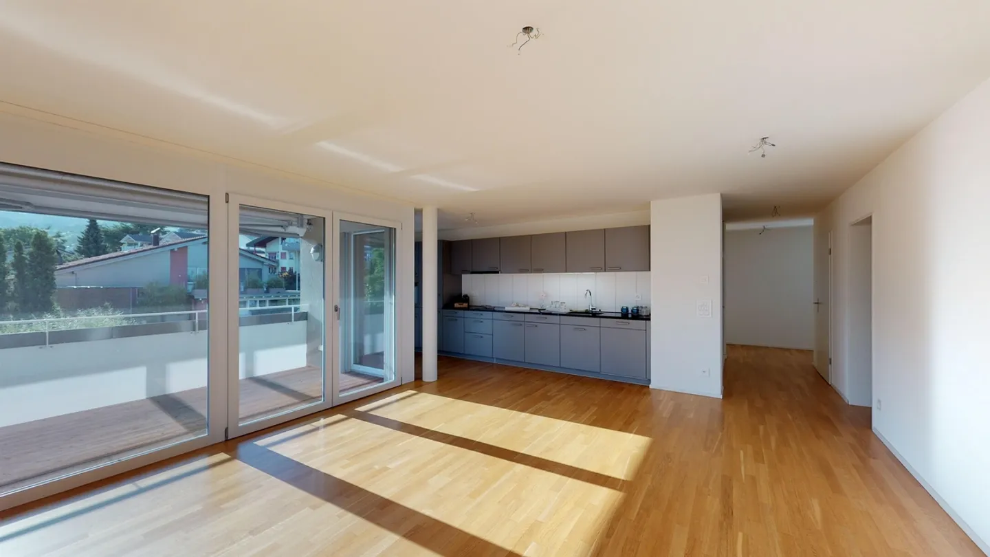 Modernes Apartment mit Balkon - Foto 3 von 7