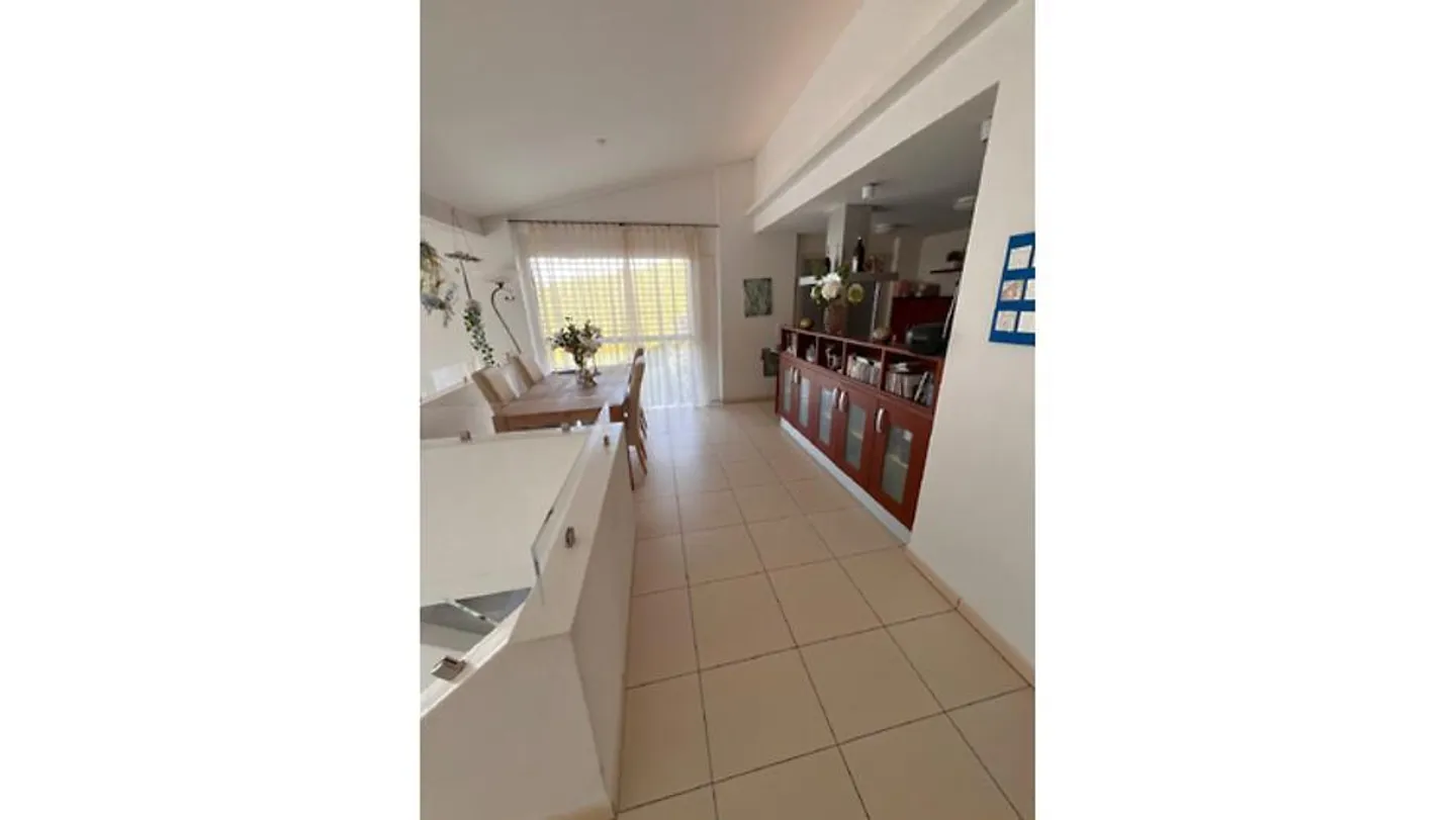 APPARTEMENT 5½ PIÈCES À HIRSCHTHAL (AG), MEUBLÉ - Photo 4 sur 6