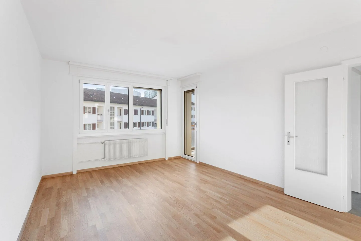 Appartement Charmant avec Balcon - Photo 3 sur 9