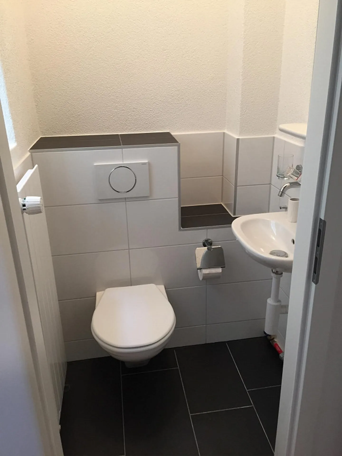 Attic Room for Athletic Female Tenant - Photo 5 of 6