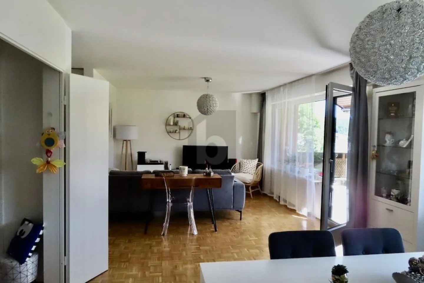 Duplex for rent - Photo 2 of 6