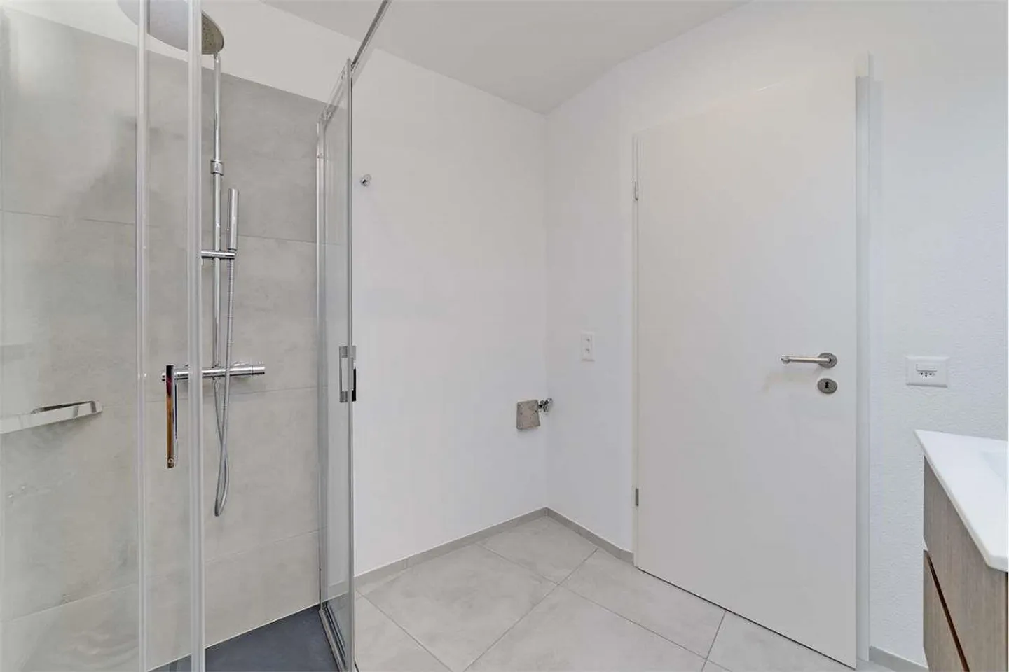 SPLENDIDO APPARTAMENTO DI 4,5 STANZE A PIANEZZO - Foto 13 di 13