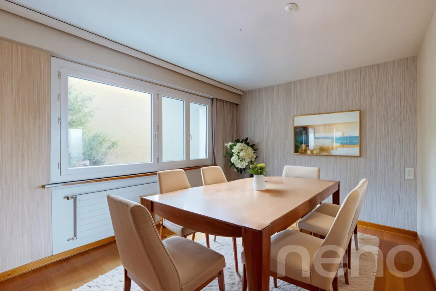 Appartement lumineux de 4 pièces dans les hauteurs de la ville avec balcon + garage - Photo 3 sur 13