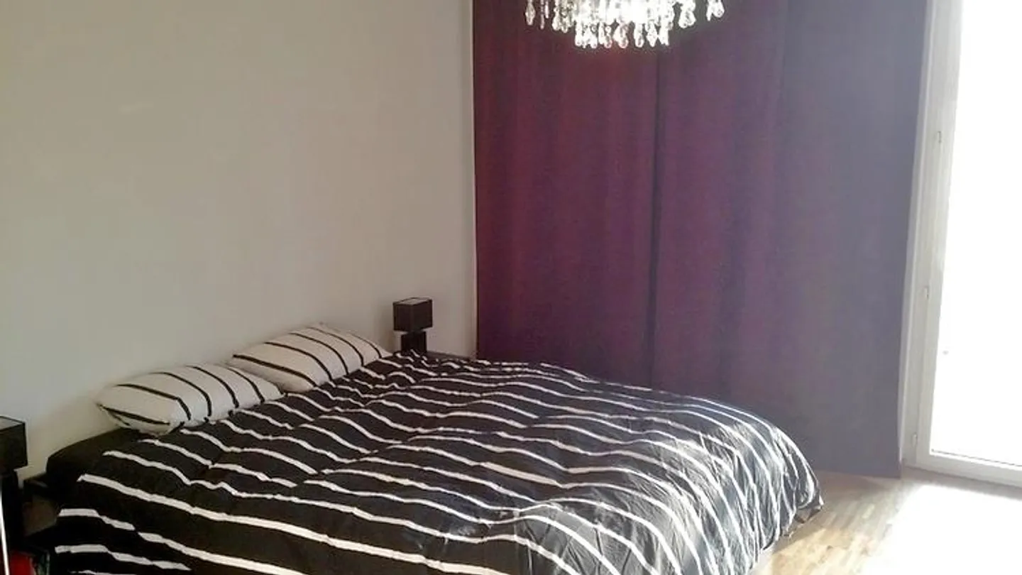 APPARTEMENT 2½ PIÈCES À DIETIKON (ZH), MEUBLÉ - Photo 5 sur 10