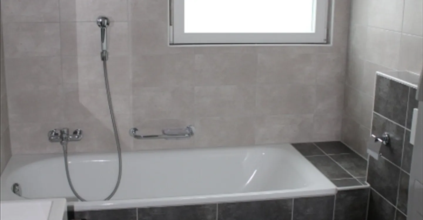 Appartement spacieux avec balcon - Photo 4 sur 8
