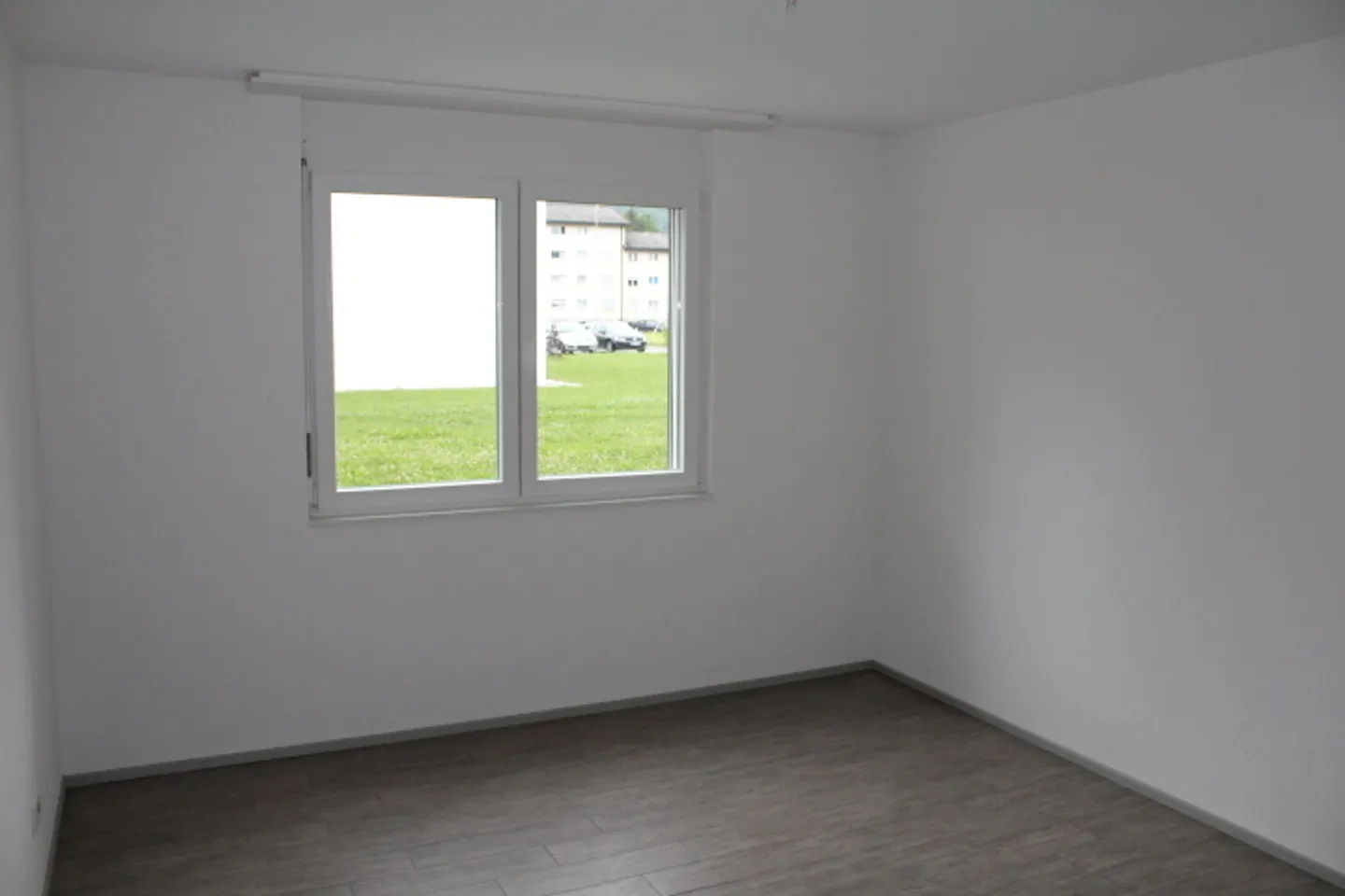 Appartement spacieux avec balcon - Photo 7 sur 8