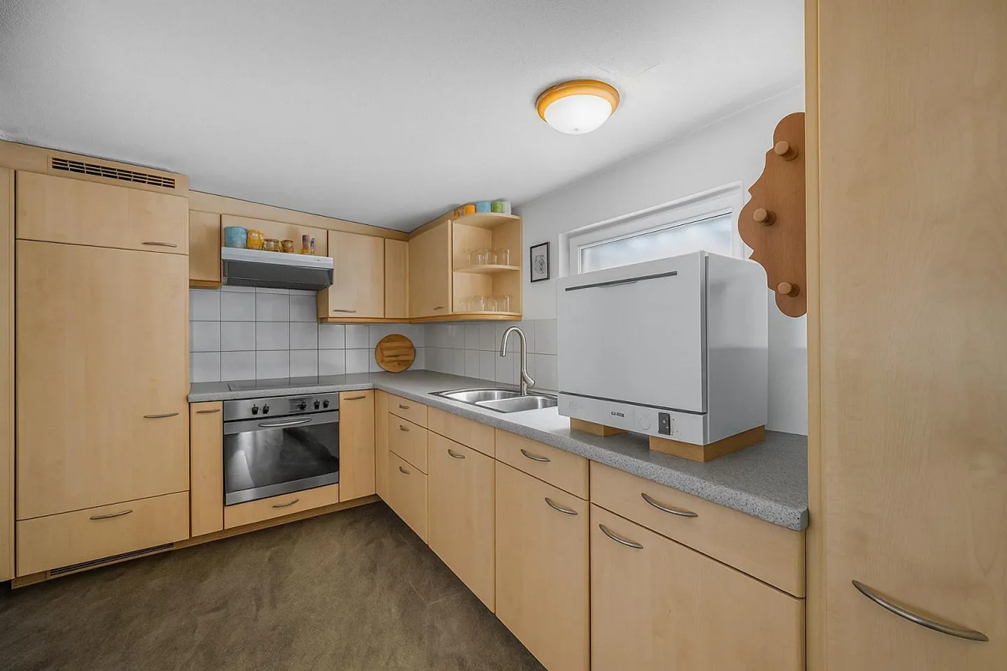 VIVRE LA VIE - MAISON VIVANTE AVEC POTENTIEL - Photo 5 sur 7