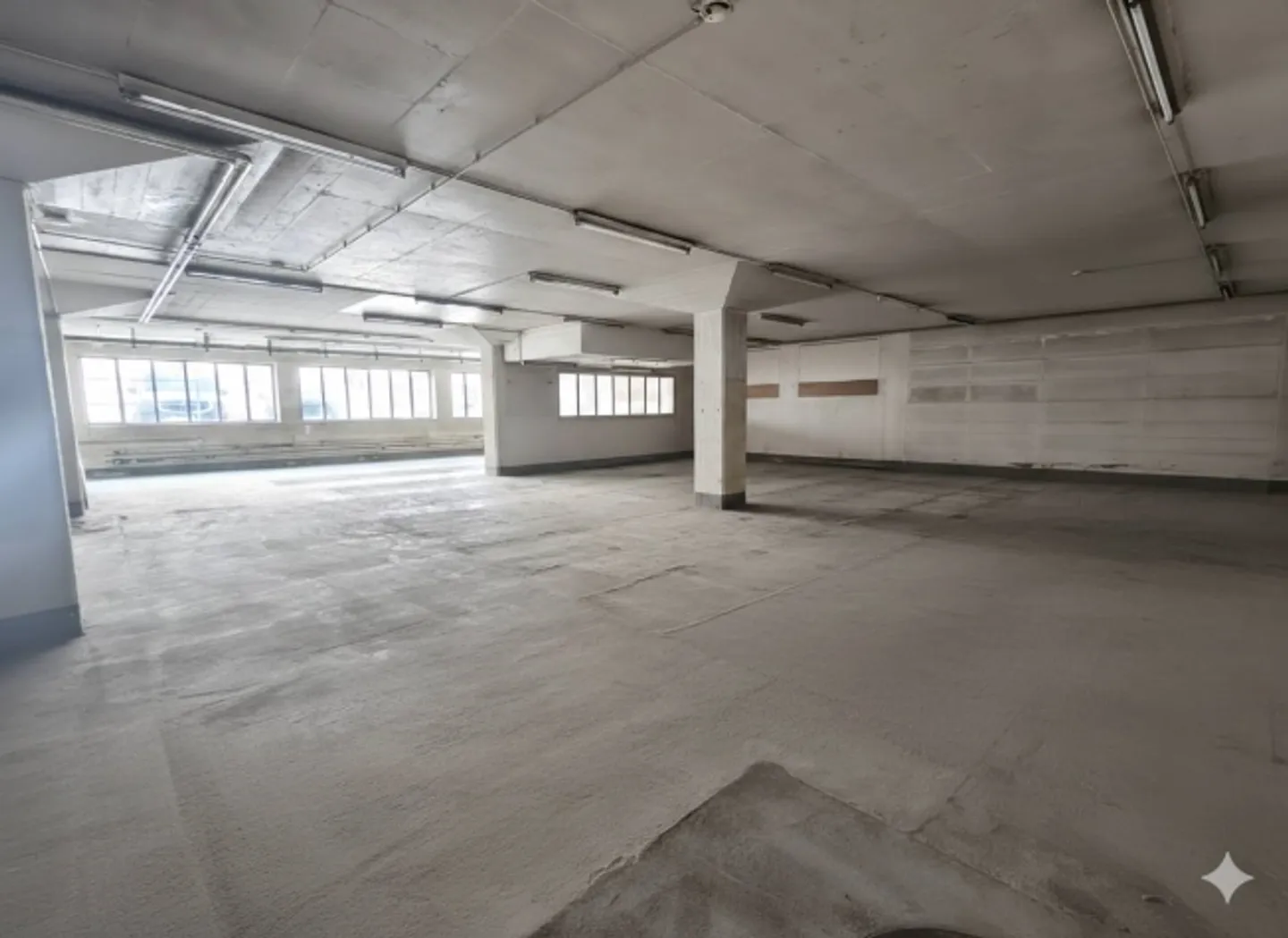 Workshop for rent - Photo 3 of 9