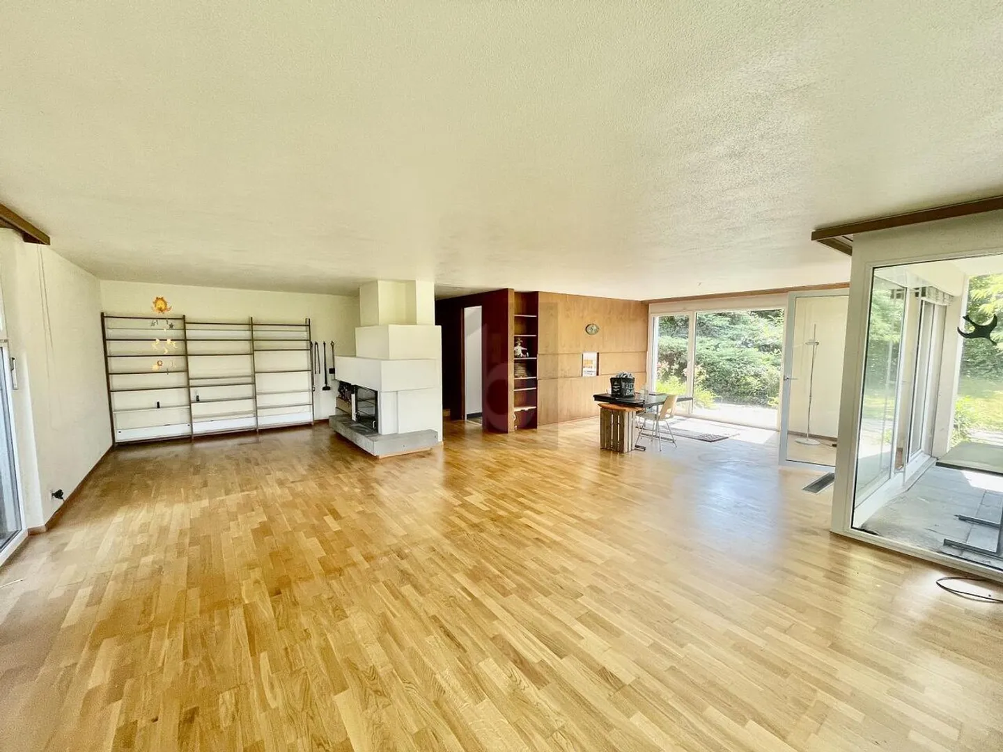 POSIZIONE ECCEZIONALE E VISTA LAGO IMPAREGGIABILE - Foto 4 di 6