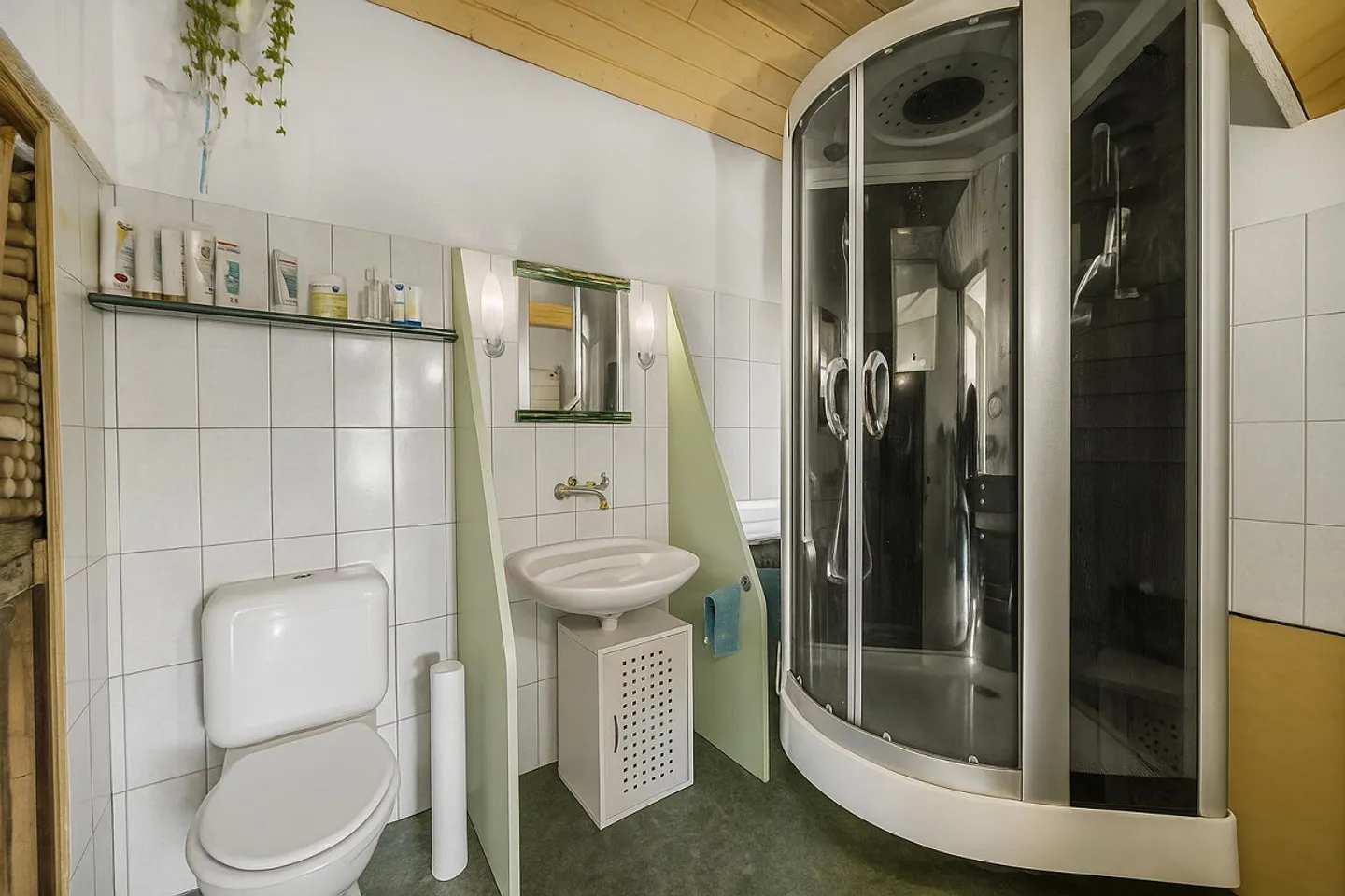 VIVRE LA VIE - MAISON VIVANTE AVEC POTENTIEL - Photo 7 sur 7