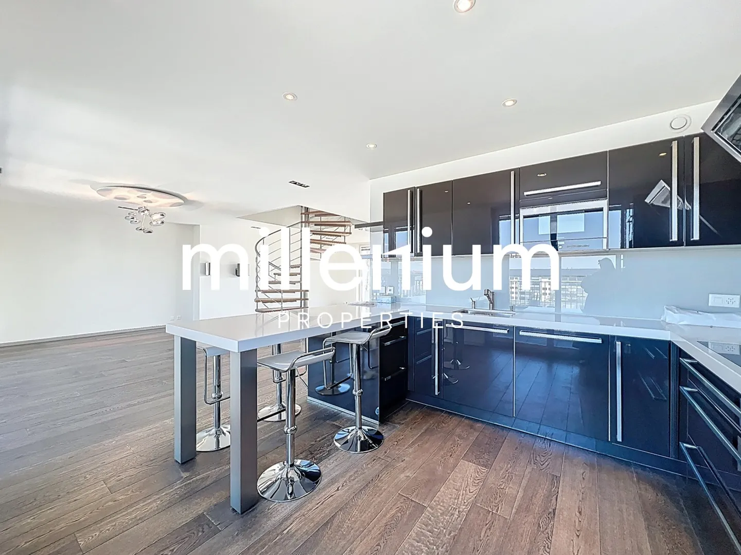 Duplex mit atemberaubendem Blick - Foto 8 von 18